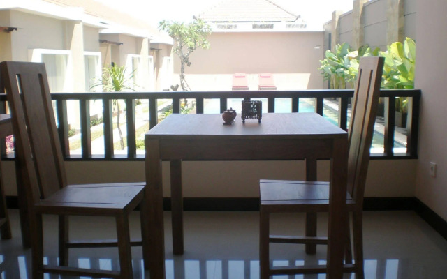 Svarna Suite Seminyak