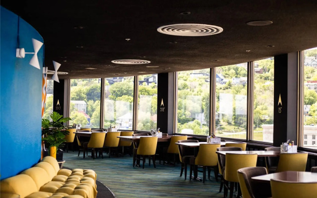 Radisson Hotel Duluth - Harborview