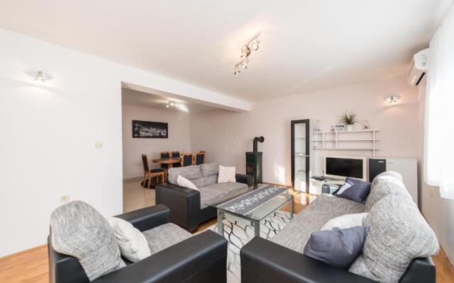 Holiday Home Ana