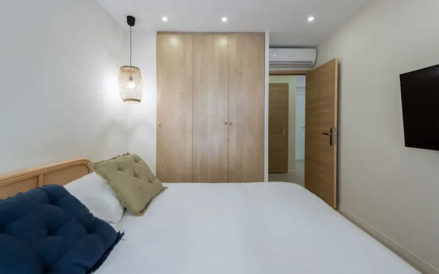 Beautiful Apartment 7P City Center Beach 250m