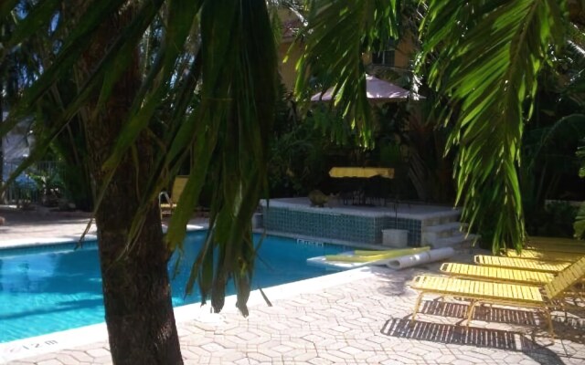 Kira-Mar Waterfront Villas
