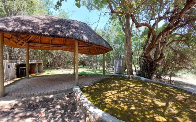 Mobola Lodge