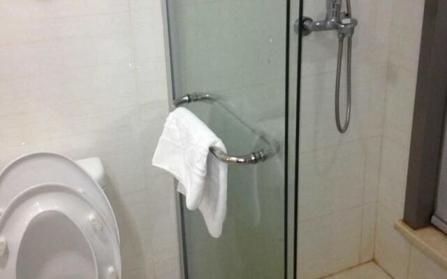 Suzhou Hefeng Business Hotel