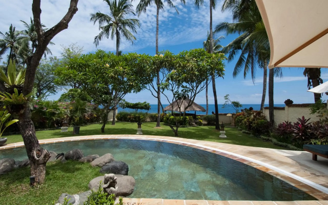 Alam Anda Ocean Front Resort & Spa
