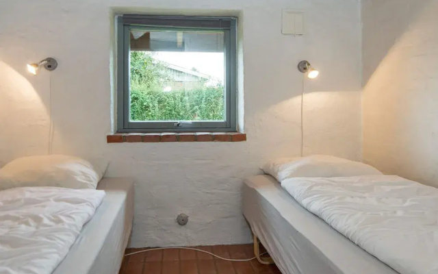 6 Person Holiday Home in Hejls
