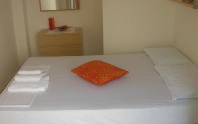 Apartments Eleni 4 Seasons