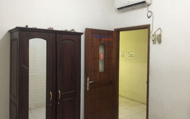 OYO Life 93009 Griya Nautika Sedati