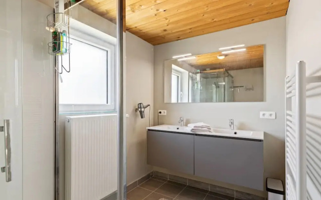 Villa in Kobbegem With Private Garden