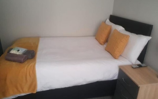 Townhouse @ 11 Nicholls Street Stoke