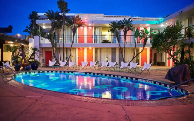 The Phoenix Hotel