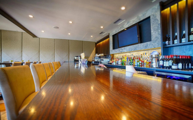 Sproat Lake Landing Resort