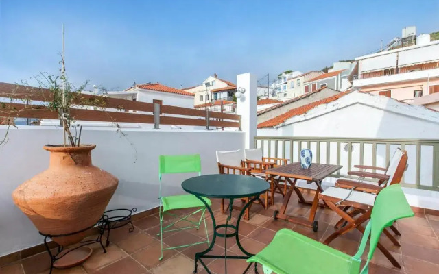 Chora Traditional 4 Bedroom House in Samos - BLG 69214