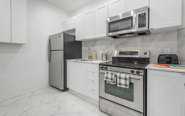 Cozy Private BR in the heart of Plateau