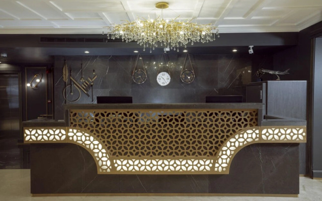 Nishan Hotel