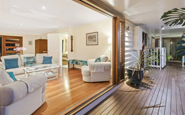 Eden Lodge
