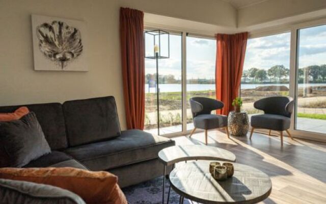 Resort De Kraaijenbergse Plassen 14512