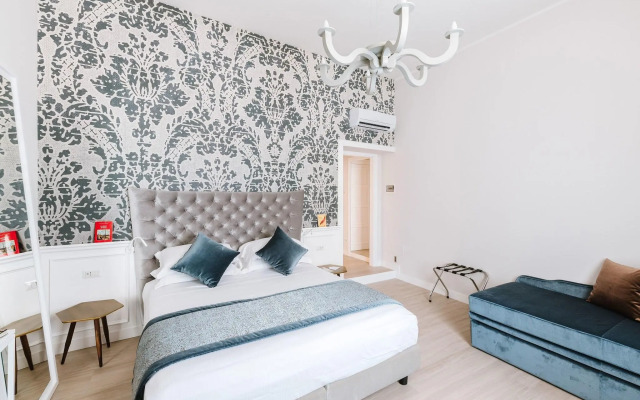 Rhea Silvia Luxury Navona