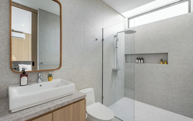 Private Villa Ayra 8F 10min MelastiBeach