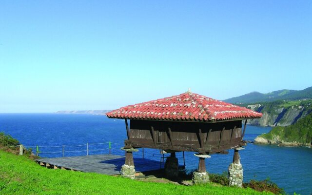 Spacious Apartment in Galicia With Terrace