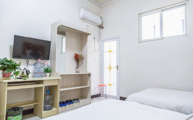 Tokyo Holiday Inn (Kaifeng Qingming Shangheyuan Henan University Jinming Campus)