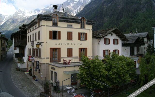 Albergo Piz Cam