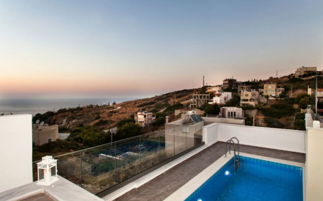 Luxurious Rikas Villa
