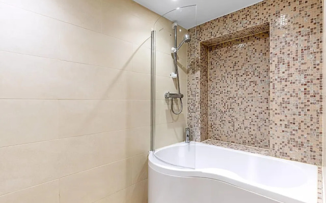 Elegant West London Flat Near Top Attractions