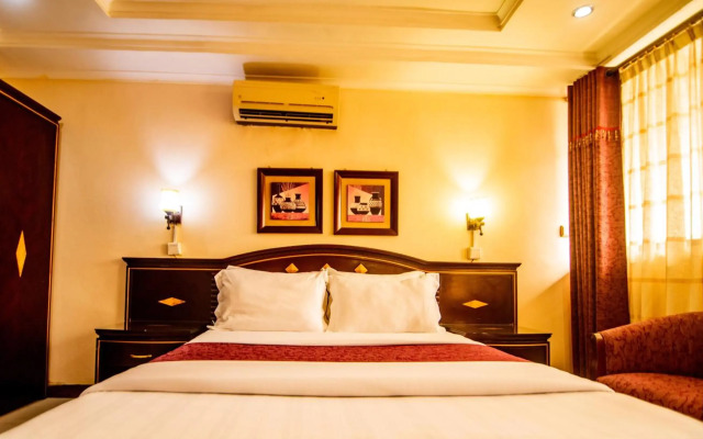 Urban Rose Hotel and Apartment