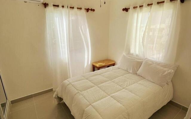 Apt in punta cana 7 minutes from airport , beaches