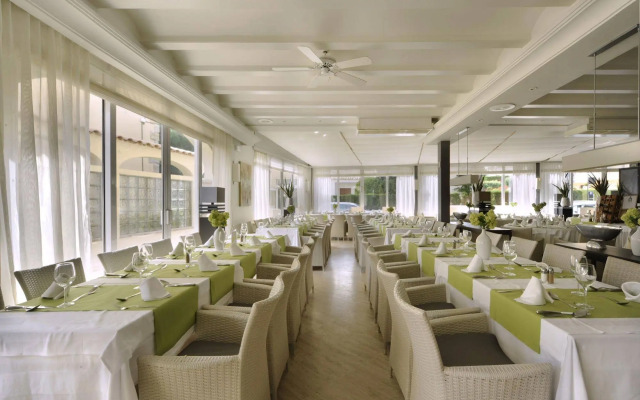 Van Der Valk Hotel Barcarola