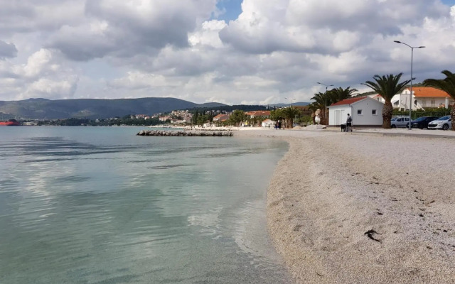 Apartment Radić-perfect location for summer activities