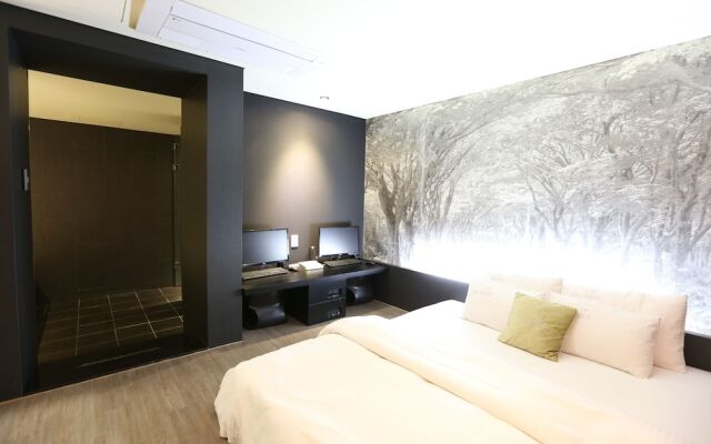 Paju Miiz Hotel