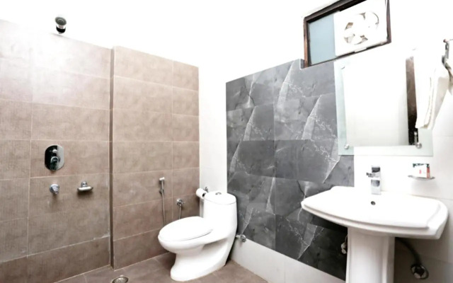 Goroomgo Sweet Sunset Resort Nainital