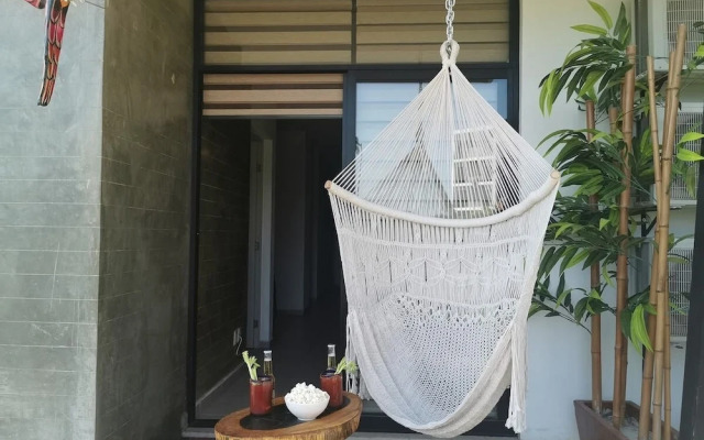 Bambu Residencial with Pool Near Beach