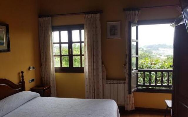 Hotel Rural La Curva