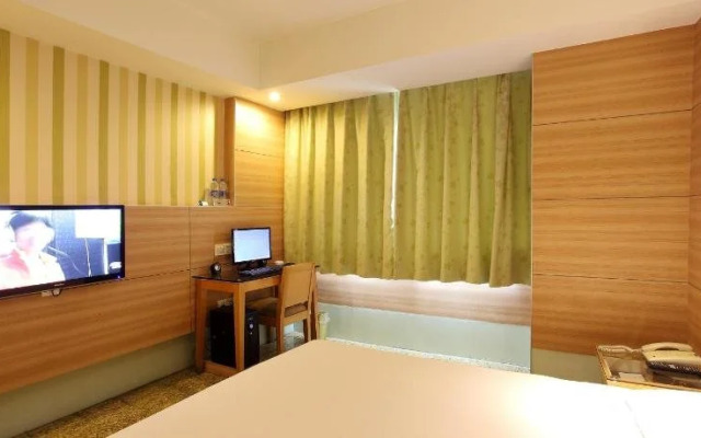 Yunqi Hotel
