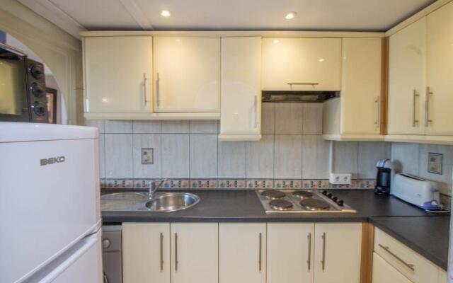 Duquesa 704 by IVI Real Estate