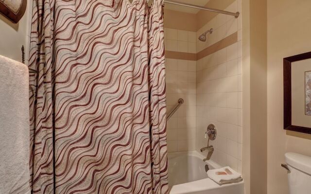 8912 The Springs 3 Bedroom Condo by RedAwning