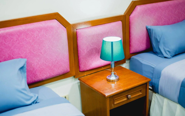 Chusri Hotel