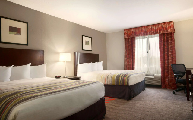Country Inn & Suites by Radisson, Dearborn, MI