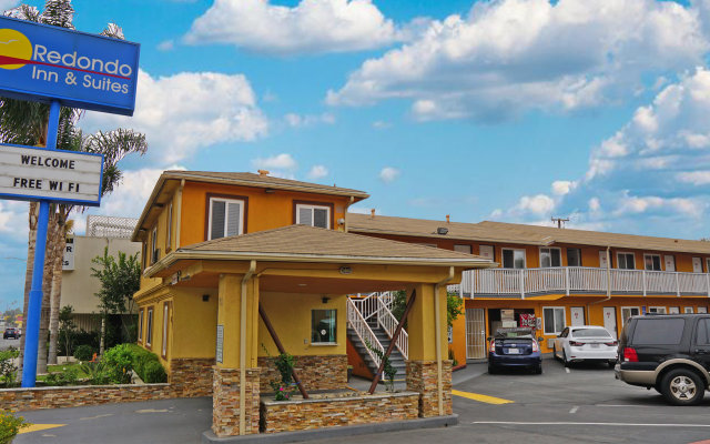 Redondo Inn and Suites