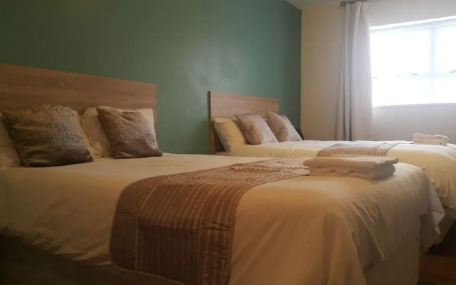 Maple Hotel