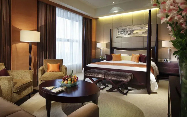 Holiday Inn Chengdu Century City Easttower & Westtower