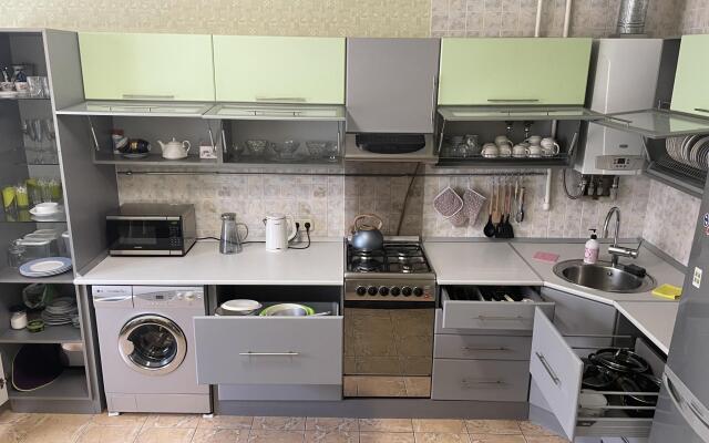 Дом на Овражной 8