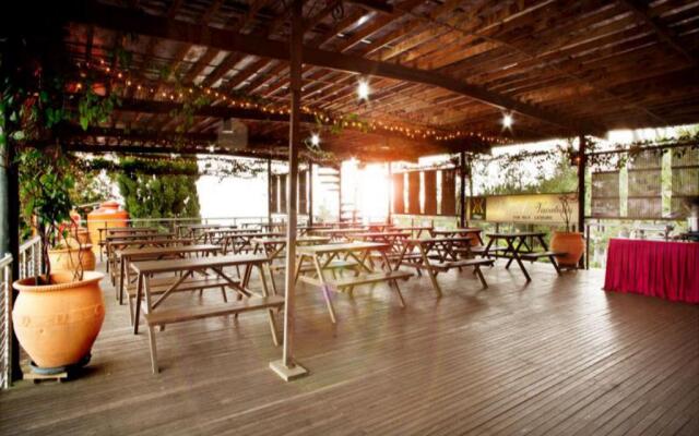 Vila Air Natural Resort