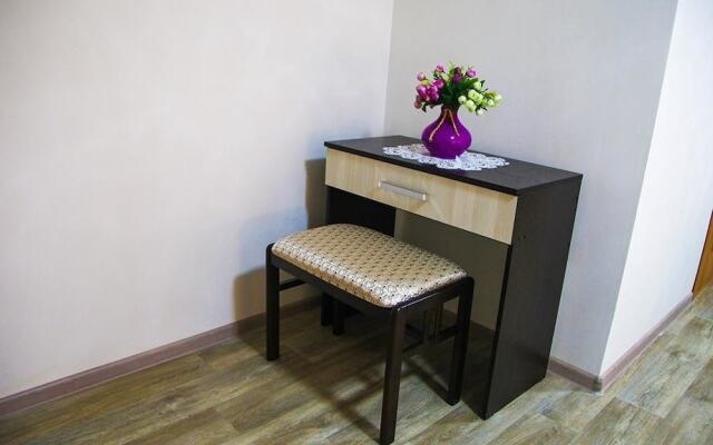 Отель «Мега»