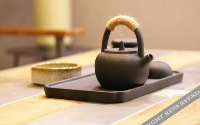 Guyiju Hotel (Hefei Baoye Dongcheng Square Dongqili Subway Station)