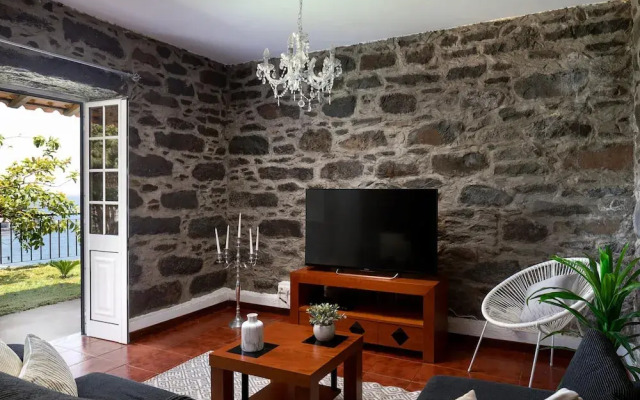 Sea View Villa by Madeira Sun Travel