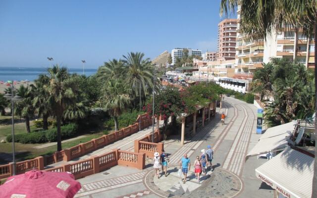 Rentcostadelsol Benalmadena-Alay