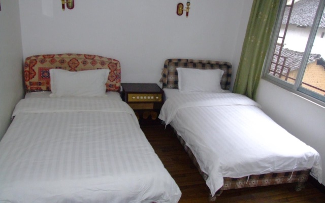 The Yangshuo Moon Resort – Guest Rooms – Guilin